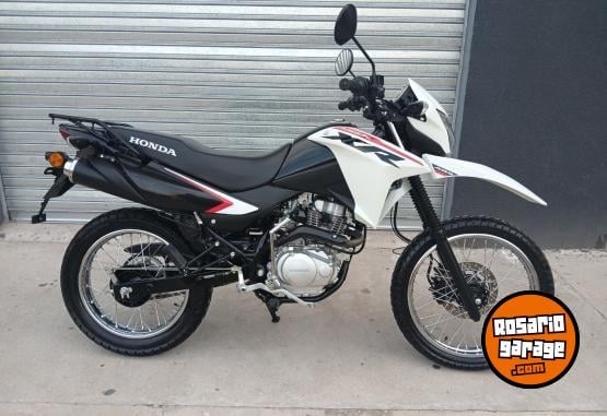 Motos - Honda Xr 2025 Nafta 5900Km - En Venta