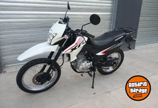 Motos - Honda Xr 2025 Nafta 5900Km - En Venta