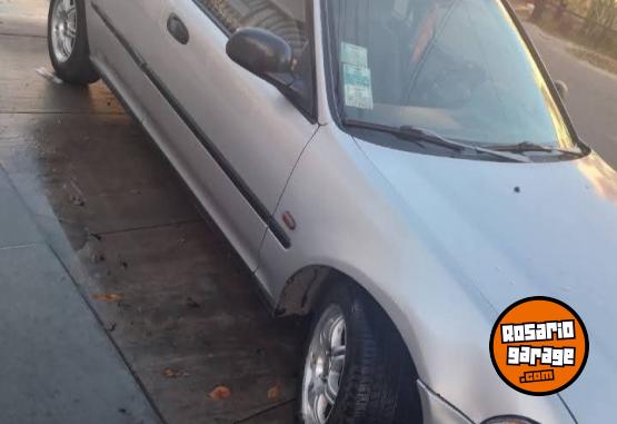 Autos - Honda Civic 1993 Nafta 200000Km - En Venta