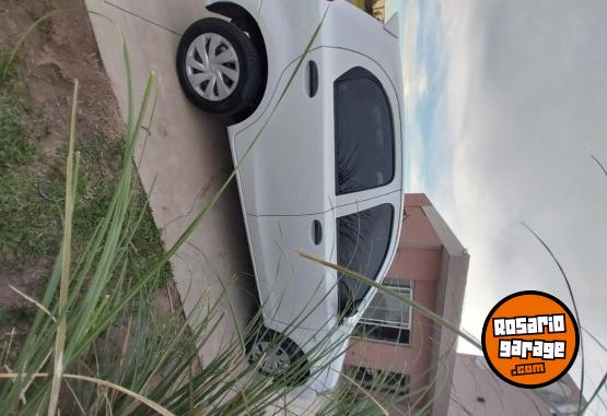 Autos - Toyota Etios 2023 Nafta 45000Km - En Venta