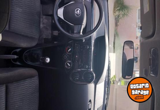 Autos - Toyota Etios 2023 Nafta 45000Km - En Venta