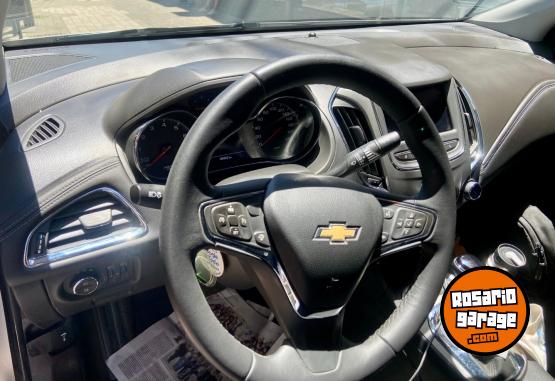 Autos - Chevrolet Cruze Lt 2023 Nafta 157000Km - En Venta