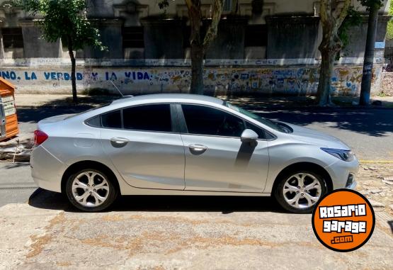 Autos - Chevrolet Cruze Lt 2023 Nafta 157000Km - En Venta
