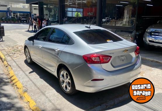 Autos - Chevrolet Cruze Lt 2023 Nafta 157000Km - En Venta