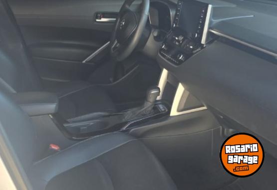 Autos - Toyota COROLLA CROSS SEC 2021 Electrico / Hibrido 77543Km - En Venta