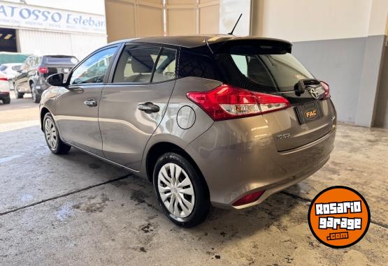 Autos - Toyota YARIS 1.5 XS 6M/T 2020 Nafta 90000Km - En Venta