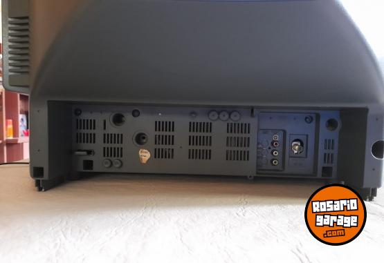 Hogar - TELEVISOR SANYO 21 PULGADAS, COMO NUEVO,LIQUIDO!!! - En Venta