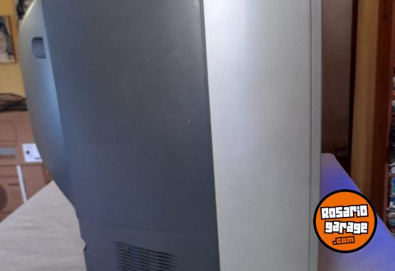 Hogar - TELEVISOR SANYO 21 PULGADAS, COMO NUEVO,LIQUIDO!!! - En Venta