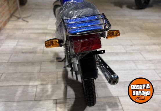 Motos - Suzuki AX 100 2025 Nafta 0Km - En Venta