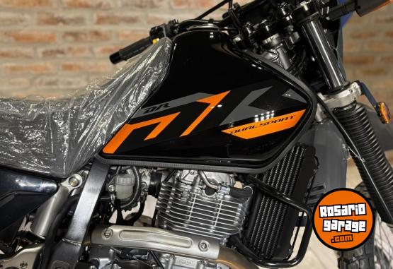 Motos - Suzuki Dr 650 2025 Nafta 0Km - En Venta