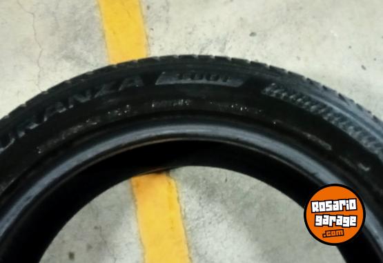 Accesorios para Autos - Cubiertas Cruze II usadas - En Venta