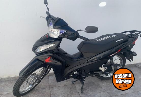 Motos - Honda Wave 110 2024 Nafta 9400Km - En Venta