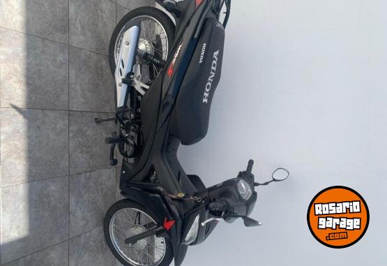 Motos - Honda Wave 110 2024 Nafta 9400Km - En Venta