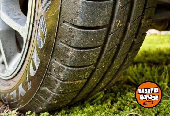 Autos - Fiat Uno SP/ Gol power corsa 2013 Nafta 128000Km - En Venta