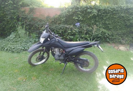 Motos - Zanella Zr 150 2018 2018 Nafta 5500Km - En Venta