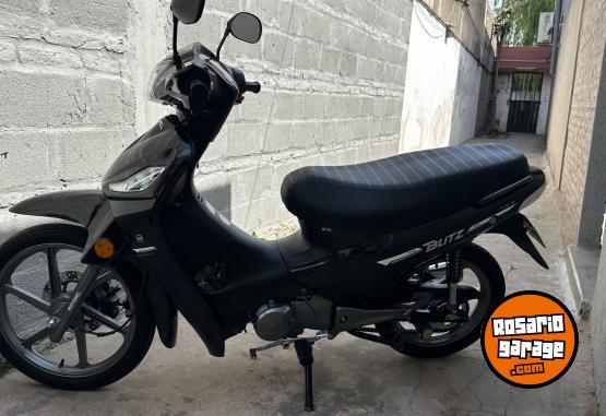 Motos - Motomel Blitz Plus 2024 Nafta 7300Km - En Venta