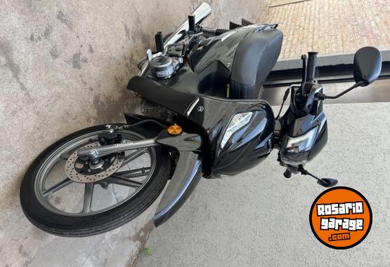 Motos - Motomel Blitz Plus 2024 Nafta 7300Km - En Venta