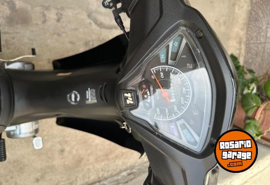 Motos - Motomel Blitz Plus 2024 Nafta 7300Km - En Venta