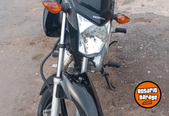 Motos - Honda Cg new titan 2018 Nafta 40000Km - En Venta