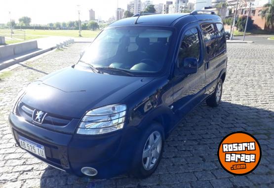 Utilitarios - Peugeot PATAGONICA 2017 Nafta 98000Km - En Venta