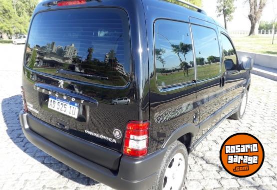 Utilitarios - Peugeot PATAGONICA 2017 Nafta 98000Km - En Venta