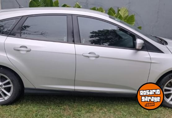 Autos - Ford Focus 3 versión S 2018 Nafta 106000Km - En Venta