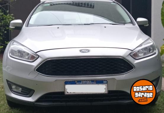 Autos - Ford Focus 3 versión S 2018 Nafta 106000Km - En Venta