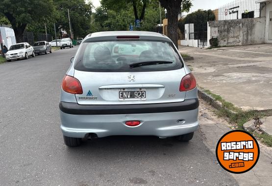Autos - Peugeot 206 2004 Diesel 290000Km - En Venta