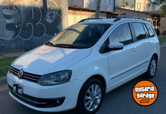 Autos - Volkswagen SURAN 2011 Nafta 1111Km - En Venta