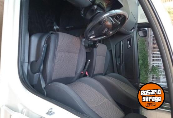 Autos - Volkswagen SURAN 2011 Nafta 1111Km - En Venta