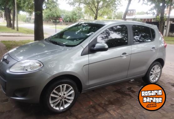 Autos - Fiat Palio Essence 2015 Nafta 61300Km - En Venta