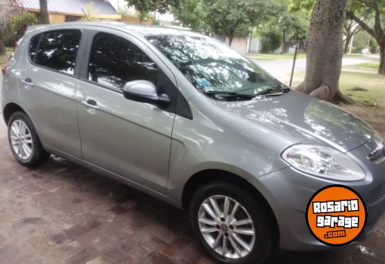 Autos - Fiat Palio Essence 2015 Nafta 61300Km - En Venta