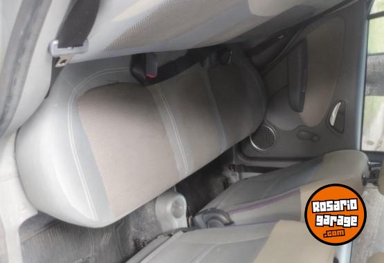 Autos - Fiat Palio Essence 2015 Nafta 61300Km - En Venta