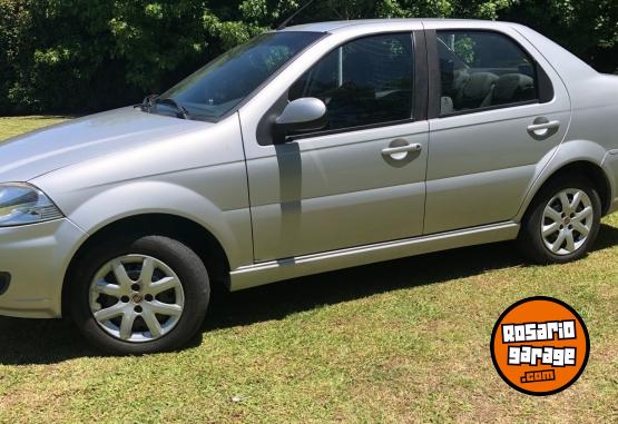 Autos - Fiat Siena 2016 GNC 180000Km - En Venta