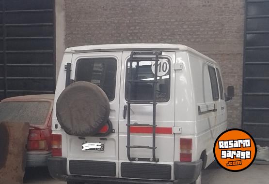 Utilitarios - Renault Traffic 1990 GNC 111111Km - En Venta