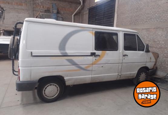 Utilitarios - Renault Traffic 1990 GNC 111111Km - En Venta