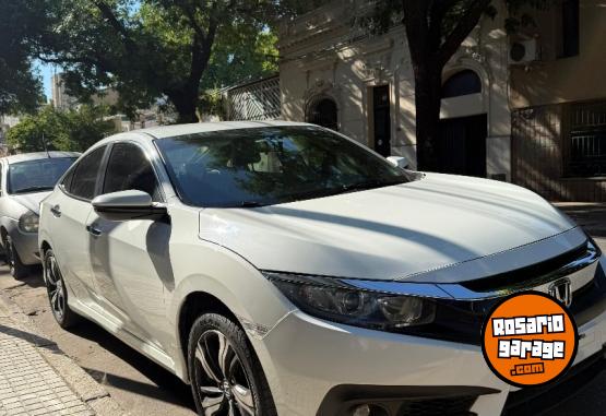 Autos - Honda Civic 2018 Nafta 152000Km - En Venta