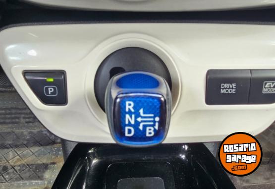 Autos - Toyota PRIUS 1.8 COROLLA CHR 2018 Electrico / Hibrido 54000Km - En Venta
