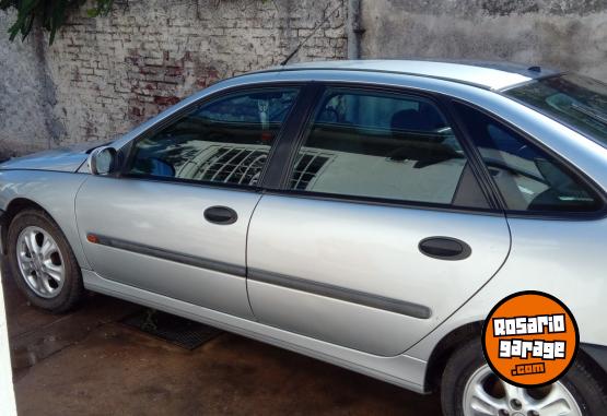 Autos - Renault Laguna rxe 1996 GNC 202000Km - En Venta