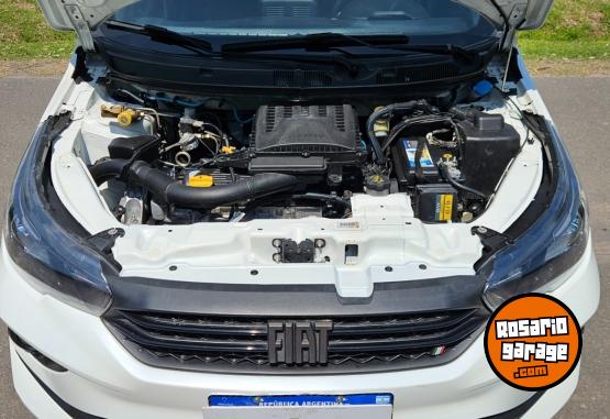 Autos - Fiat CRONOS 1.3 16v DRIVE PLUS 2023 GNC 50700Km - En Venta