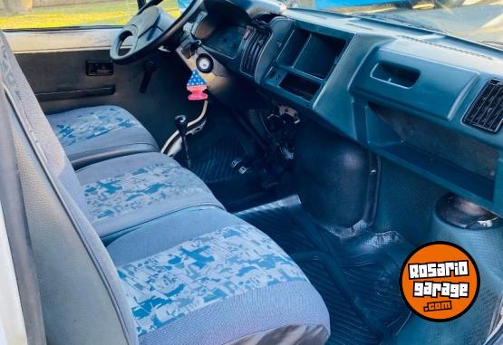 Utilitarios - Renault Trafic 1999 Diesel 210000Km - En Venta