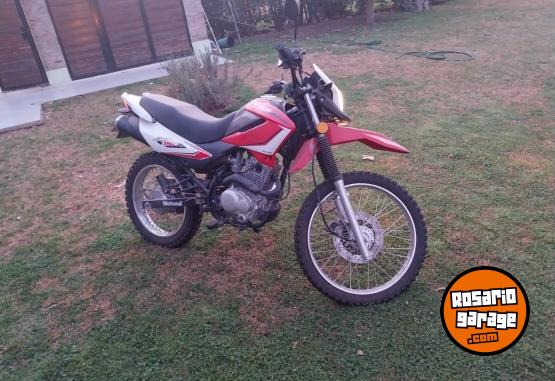 Motos - Motomel Skua 150 2023 Nafta 3700Km - En Venta