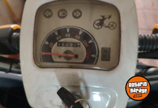 Motos - Zanella Tricargo 125 2020 Nafta 112350Km - En Venta