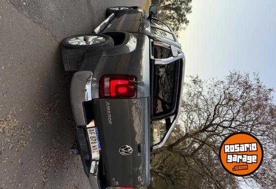 Camionetas - Volkswagen Amarok V6 Highline 2023 Diesel 89000Km - En Venta