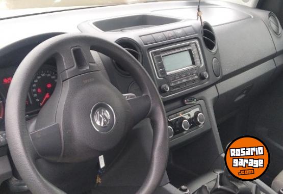 Camionetas - Volkswagen Amarok 4x4 starline 2.0 2015 Diesel 250000Km - En Venta