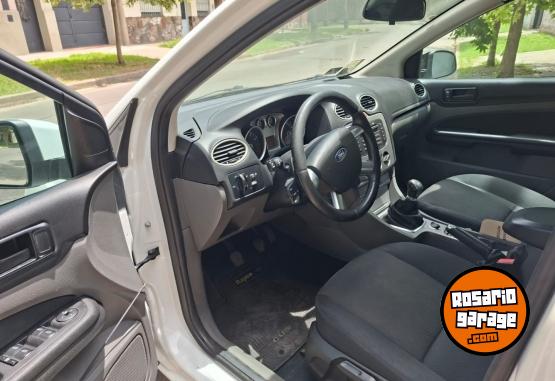 Autos - Ford Focus 1.6 2011 Nafta 160000Km - En Venta