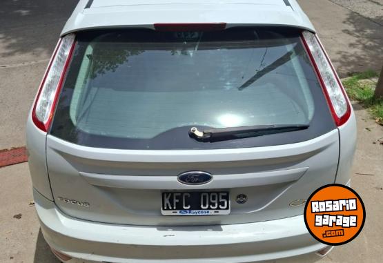 Autos - Ford Focus 1.6 2011 Nafta 160000Km - En Venta