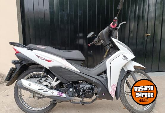 Motos - Honda Wave 2022 Nafta 18000Km - En Venta