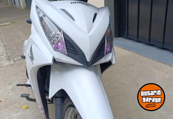 Motos - Honda Wave 2022 Nafta 18000Km - En Venta