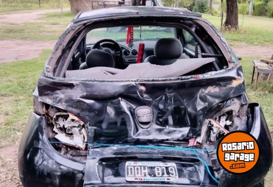 Autos - Ford Ka 2001 Nafta 250000Km - En Venta